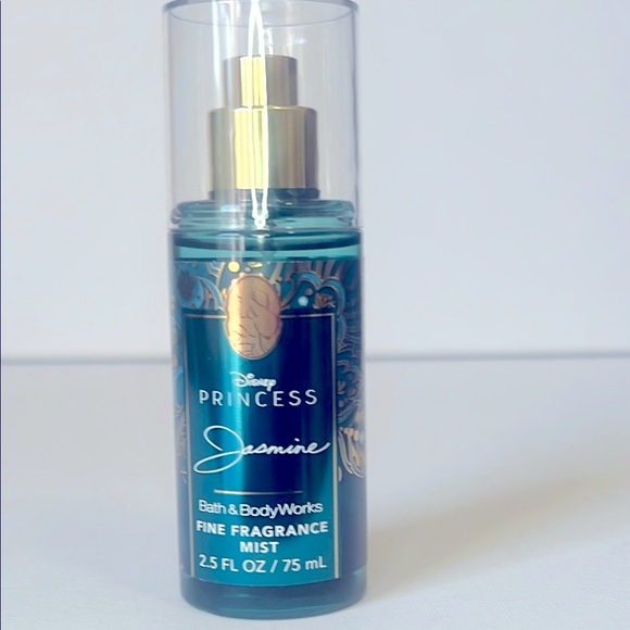 Bath & Body Works Disney Princess Jasmine Scent Bundle - Picture 7 of 9